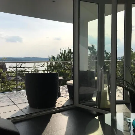 Apartman Ferienwohnung In Bester Wohnlage Mit Traumhafter Sicht Auf Insel Mainau *