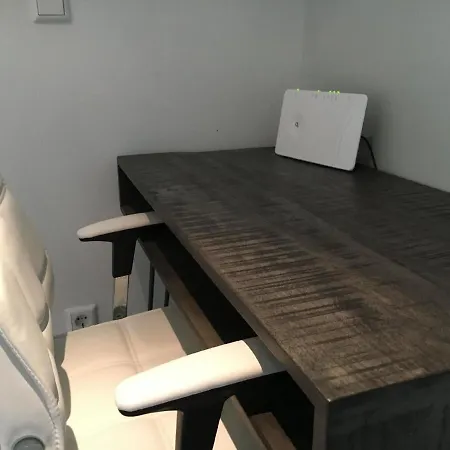 Ferienwohnung In Bester Wohnlage Mit Traumhafter Sicht Auf Insel Mainau * Uhldingen-Mühlhofen